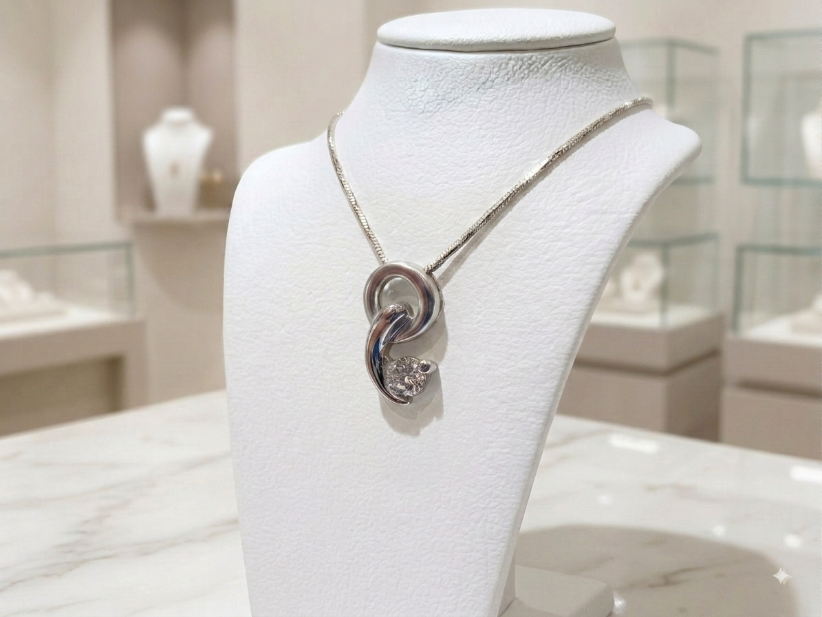 18K White Gold Diamond (Tear Drop) Pendant & Chain