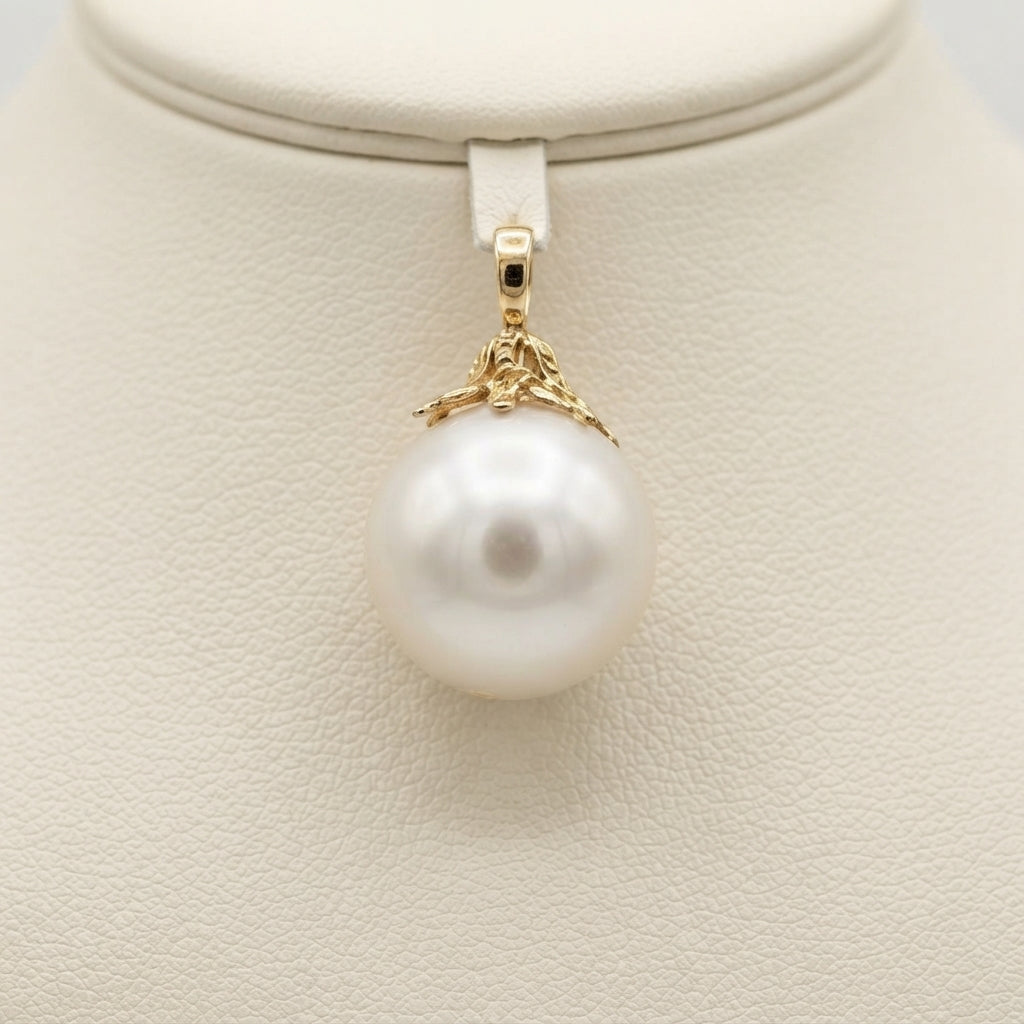 14k Yellow Gold, South Sea Pendant