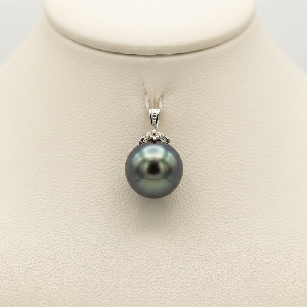 14k White Gold, Tahitian Pendant